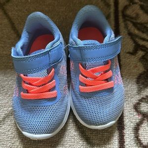 Nike Toddler nike shoes. Size 4c